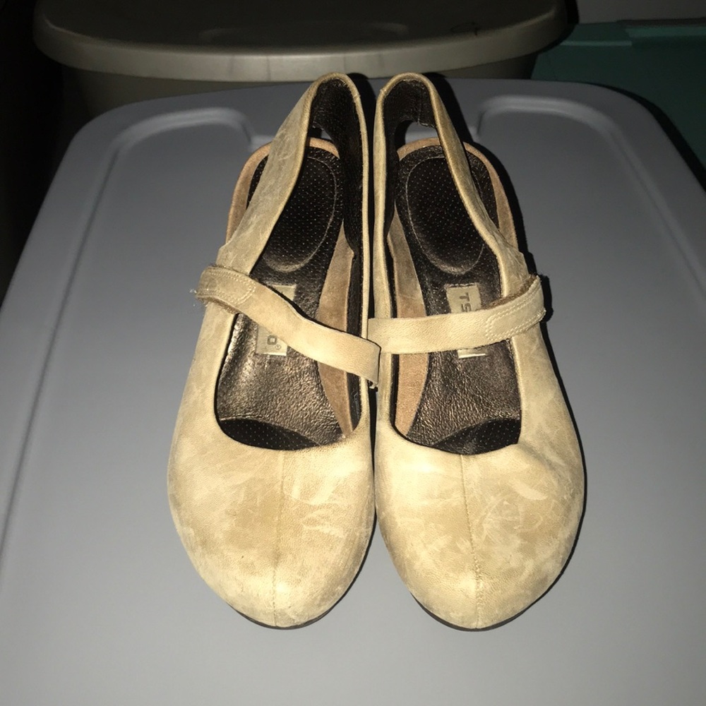 Medium heel